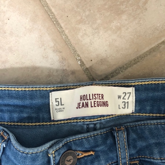 hollister jeans - Picture 3 of 4
